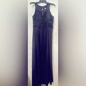 Sangria Black Ruch Waist Keyhole Maxi Dress – Size 12